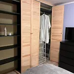 Kahe Magamistoaga Votmeteta Ja Eraldi Sissepaeaesuga Esimesel Korrusel Korter, Sobilik Peredele, Lemmikloomad Lubatud