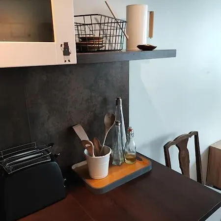 Apartman Kahe Magamistoaga Korter: Peresobiv Ja Lemmikloomasõbralik *