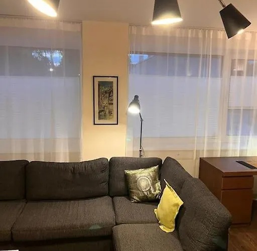 Kahe Magamistoaga Votmeteta Ja Eraldi Sissepaeaesuga Esimesel Korrusel Korter, Sobilik Peredele, Lemmikloomad Lubatud * 塔尔图